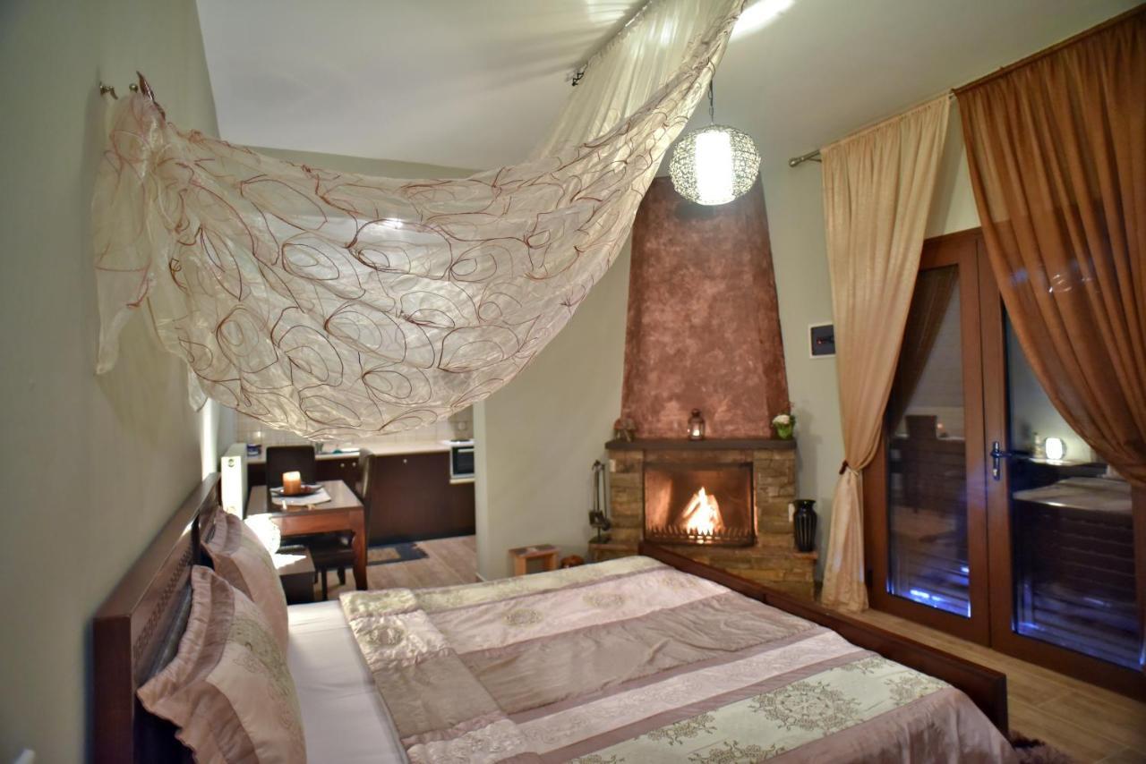 Guesthouse Athanasiou Káto Loutrákion المظهر الخارجي الصورة