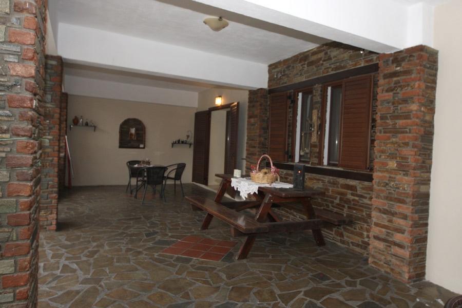 Guesthouse Athanasiou Káto Loutrákion المظهر الخارجي الصورة