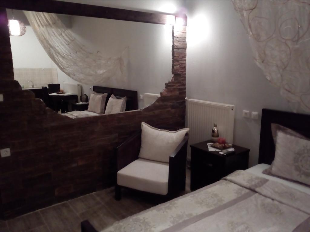 Guesthouse Athanasiou Káto Loutrákion المظهر الخارجي الصورة