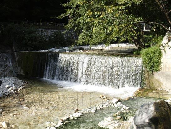 Guesthouse Athanasiou Káto Loutrákion المظهر الخارجي الصورة